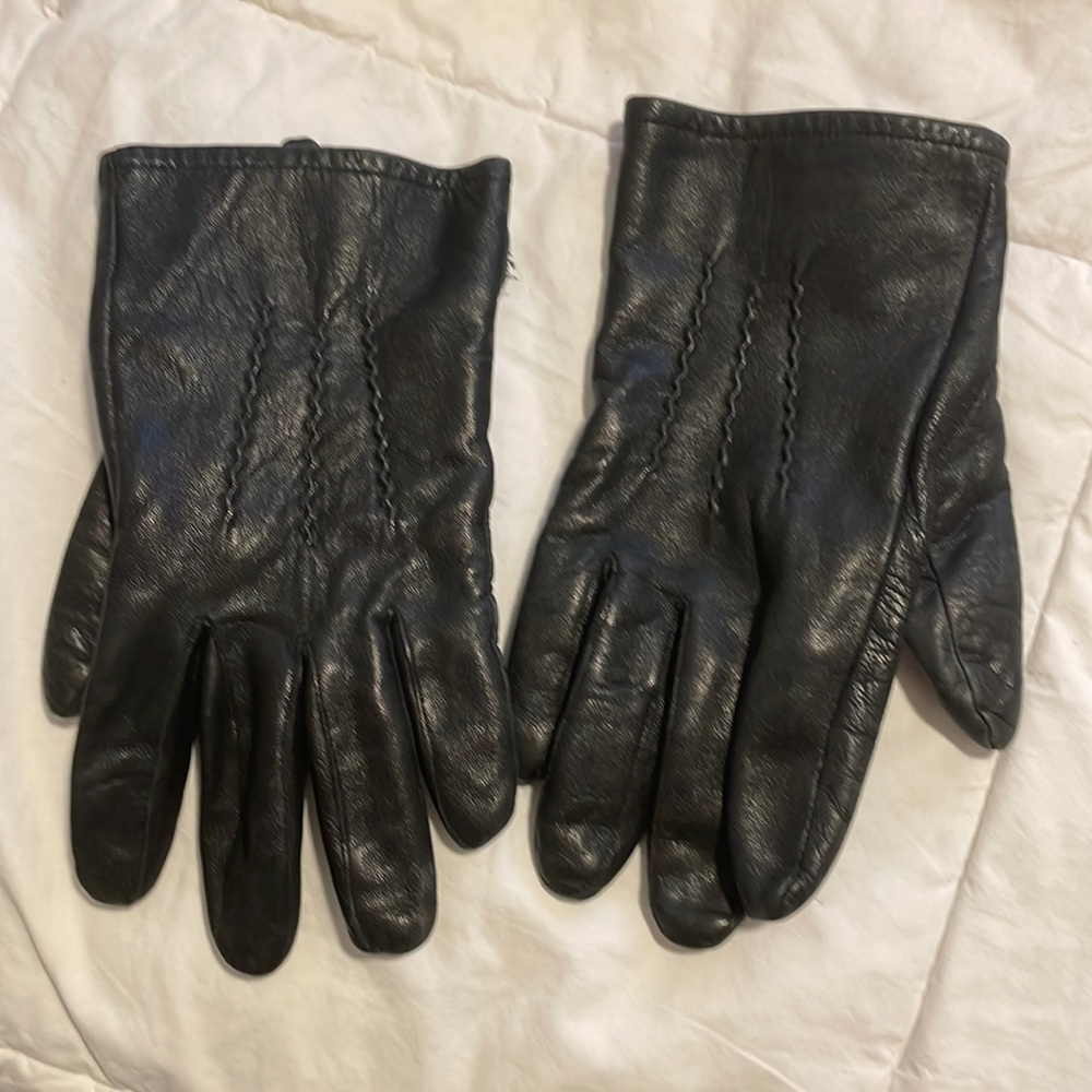 Gloves 🧤
